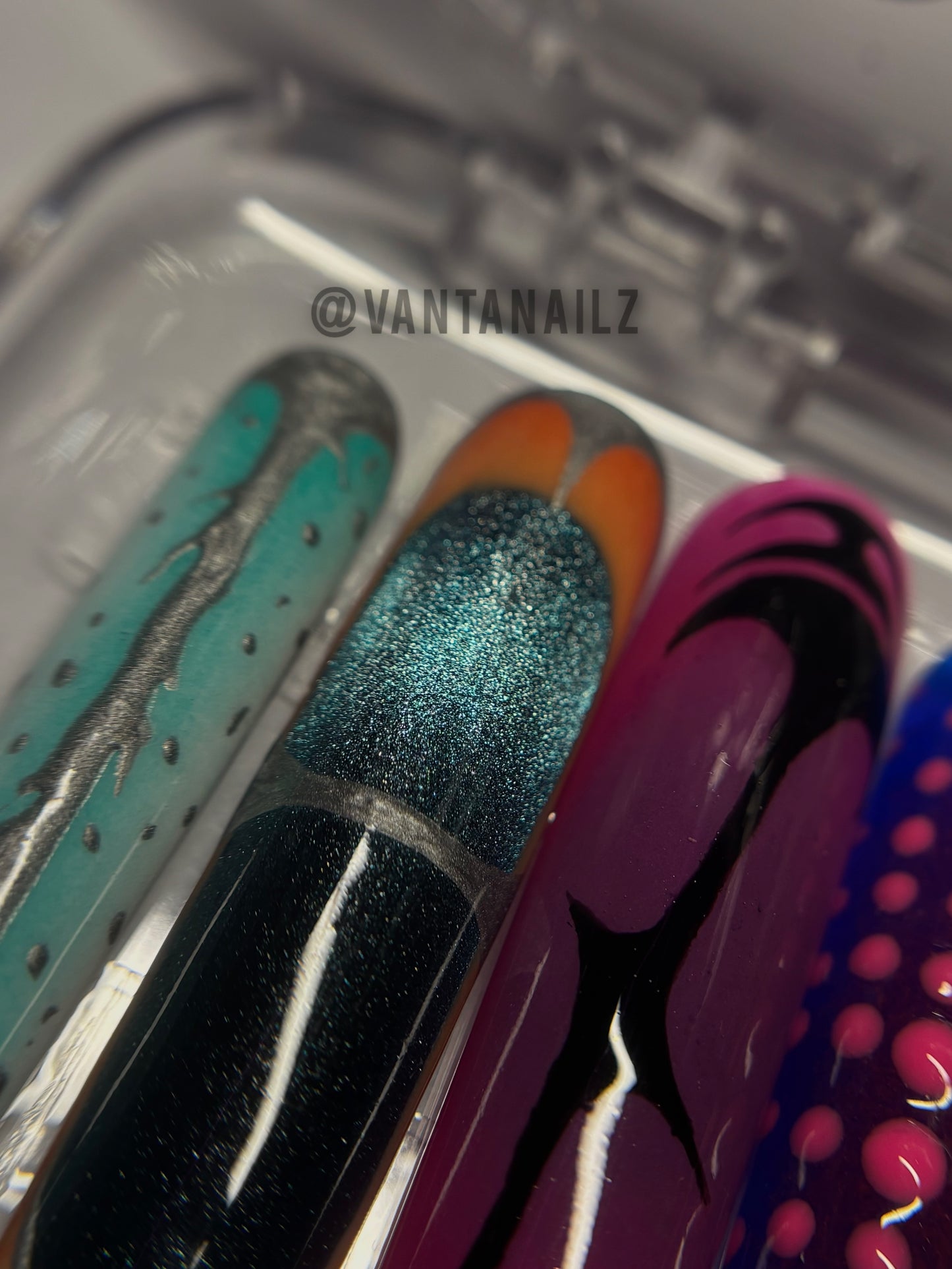 “ELECTRA” Press Ons @vantanailz